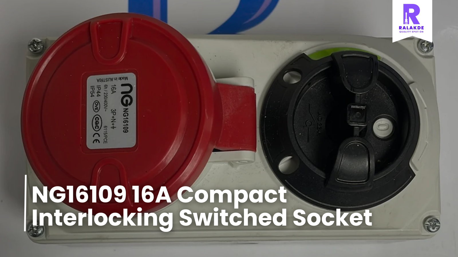 NG16109 16A Compact Interlocking Switched Socket