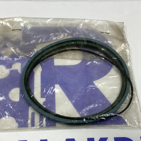 BLACK RUBBER O-RING AND CASING