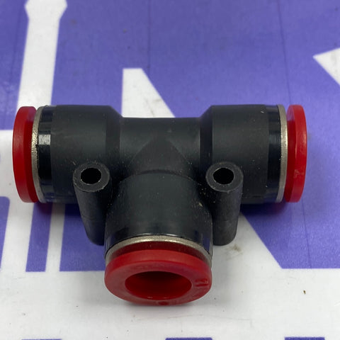 PNEUMATIC CONNECTOR 12MM