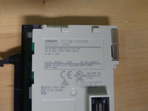 OMRON CJ1W-OD233