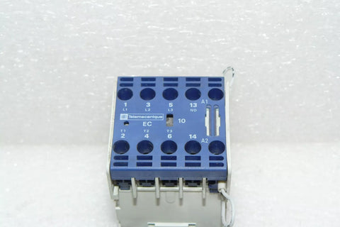 SCHNEIDER ELECTRIC LP4-EC-03