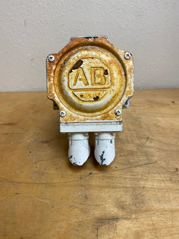 Allen Bradley  7243-15-4102