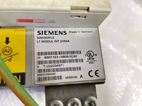 SIEMENS 6ES7215-1AG40-0XB0 + 6SN1118-0DK23-0AA1