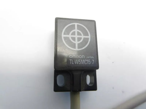 OMRON TL-W5MC15-7