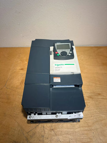 SCHNEIDER ELECTRIC ATV71HD15N4