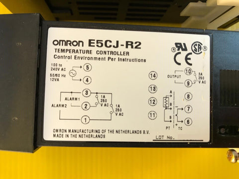 OMRON E5CJ-R2