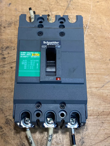 SCHNEIDER ELECTRIC EZC100F3030