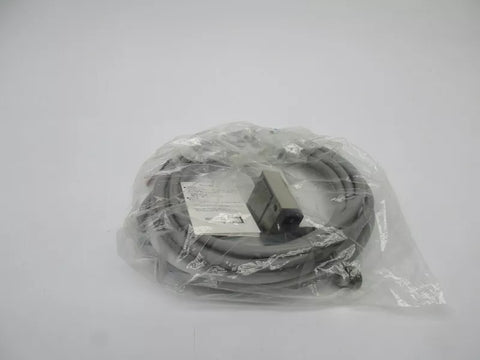 Omron D4C-4220