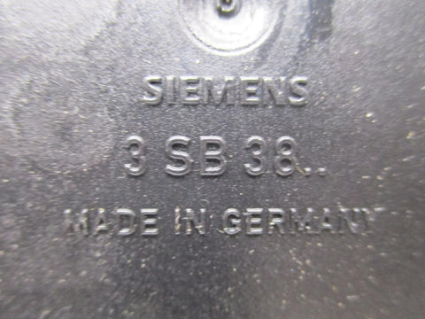 SIEMENS 3SB3804-0AA3