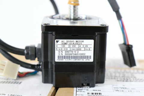 YASKAWA SGMP-01A3TE21