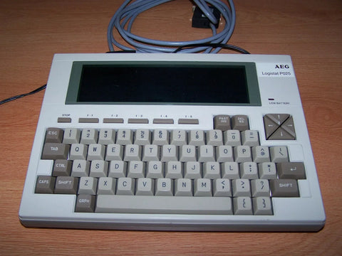 AEG Logistat P025 MICROCOMPUTER Model:PC-8201A Programming device