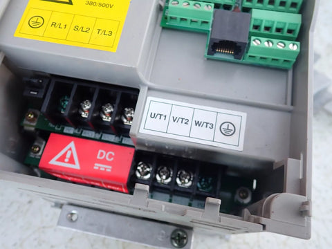 SCHNEIDER ELECTRIC ATV31HU22N4A