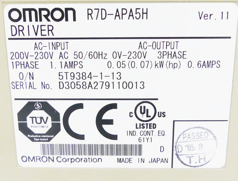 OMRON R7D-APA5H + R88A-FIW-104-E