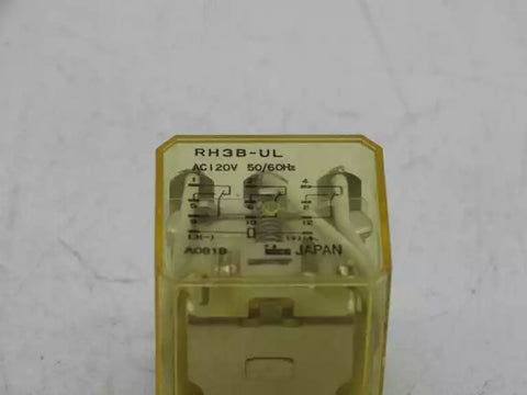 IDEC RH3B-ULAC120V