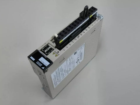 YASKAWA SGDV-1R6A11B