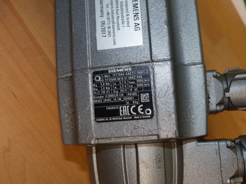 SIEMENS 1FT7044-5AK71-1NH1-Z