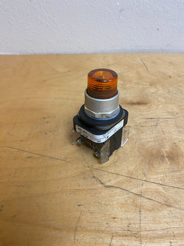 Allen Bradley  800T-QB24