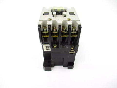 ALLEN BRADLEY 100-A18NH3