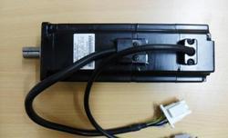 YASKAWA SGMAH-04AAA4C