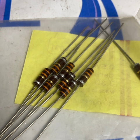 RS 0.5W MOULDED CARBON RESISTORS 3.3OHM