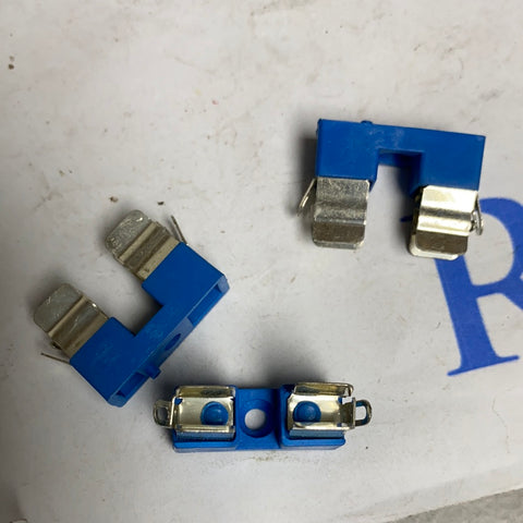 BLUE HORIZONTAL FUSE HOLDER SOLDER TERMINALS.