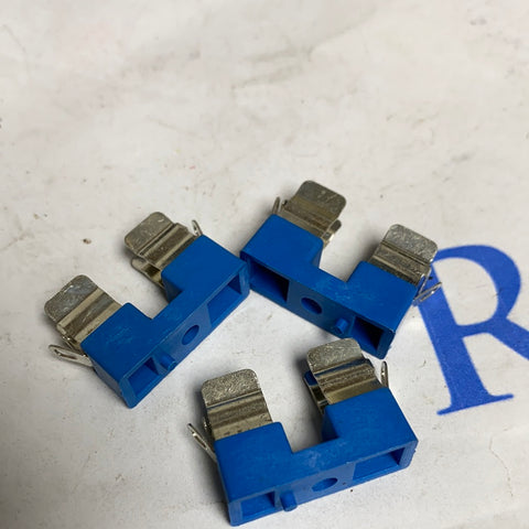 BLUE HORIZONTAL FUSE HOLDER SOLDER TERMINALS.