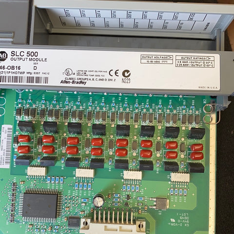 Allen-Bradley SLC 500 Output Module  40851-264 TLP281-4