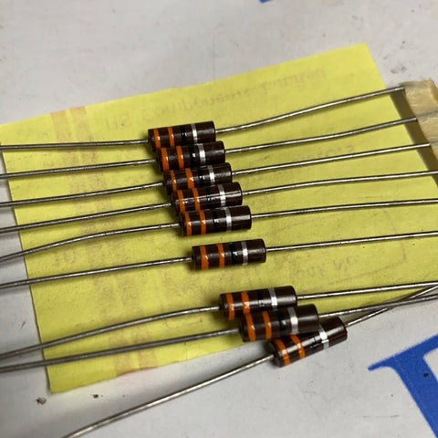 RS 0.5W CARBON COMPOSITION RESISTORS 33 OHM