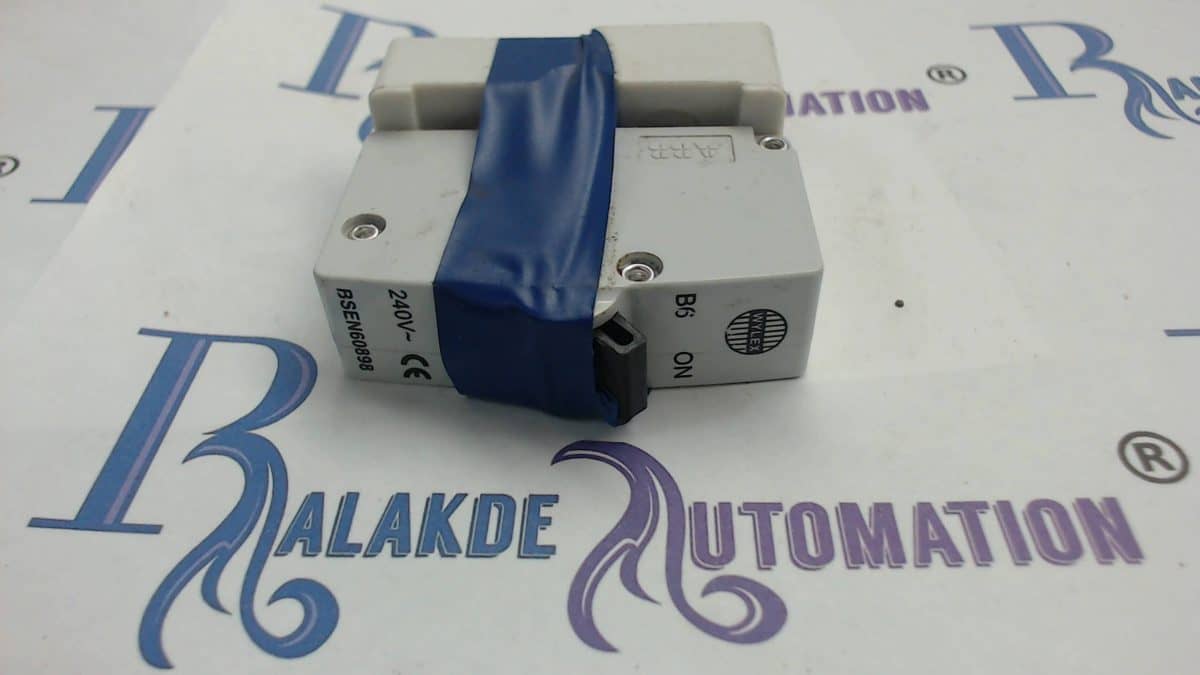 WYLEX B6 6A SWITCH MCB's REPLACEMENTS 4 REWIRABLE FUSES + BASE (USS)-0